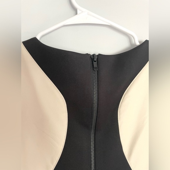 W118 Walter Baker Colour Block Sleeveless Sheath Dress - Picture 5 of 7